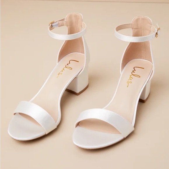 Lulus Harper ivory satin ankle strap heels size 7.5 - Picture 13 of 15